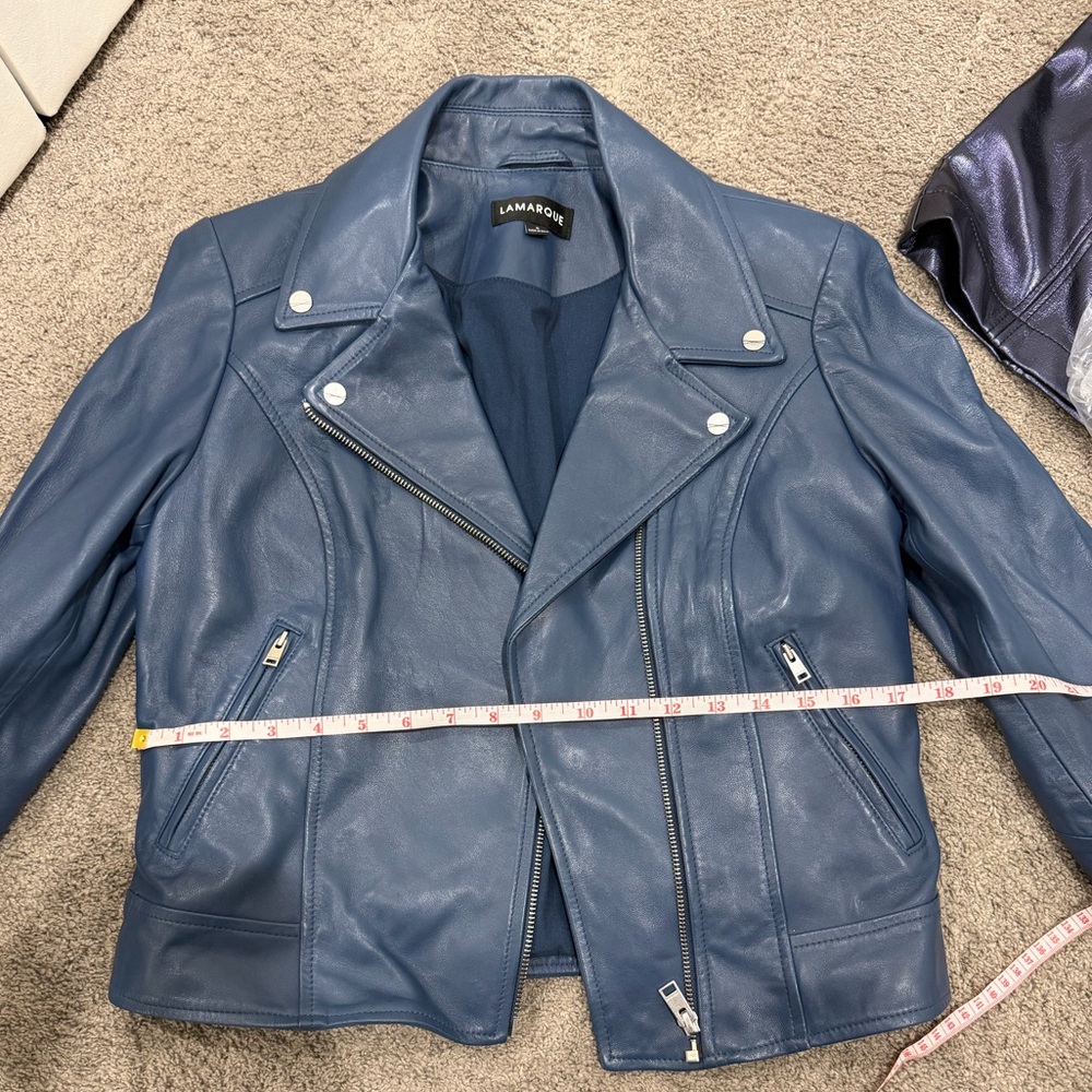 LAMARQUE Women's Classic Blue Leather Jacket - Picture 6 of 6
